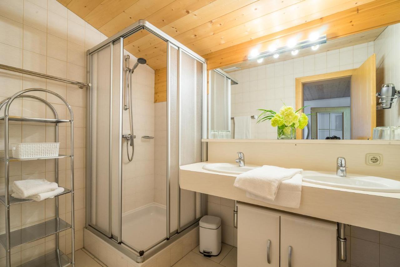 Alpenapart Montafon - Haus Engstler Шрунс Экстерьер фото